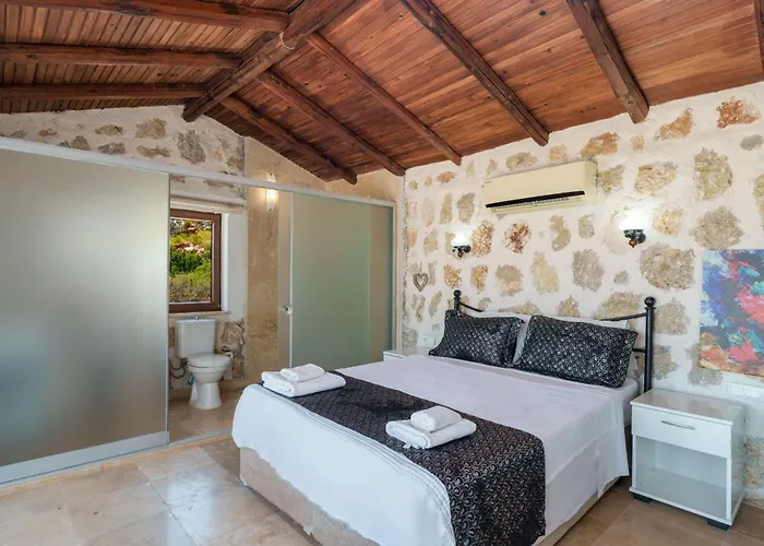 Elvin Islamlar (Mediterranean)